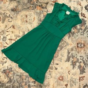 MAEVE Anthropologie Green midi cap sleeve dress w/ pockets side zip  size 0